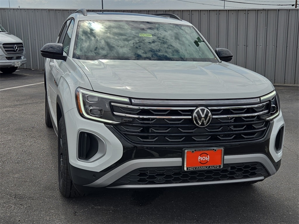 New 2025 Volkswagen Atlas 2.0T Peak Edition SUV