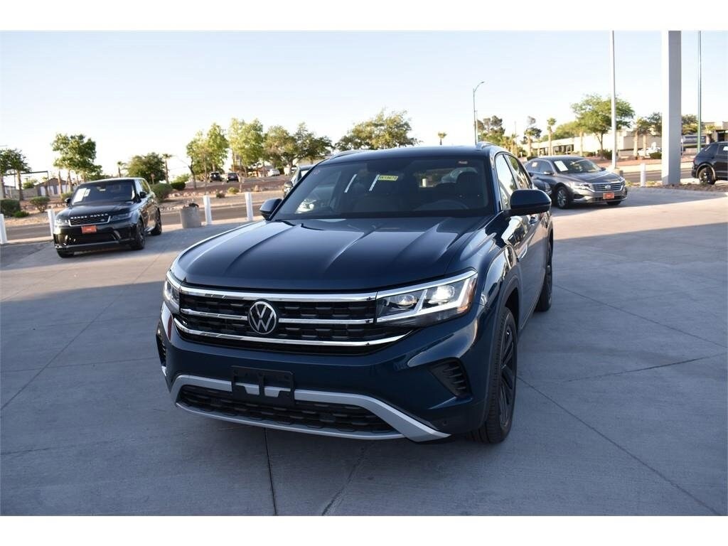 New 2023 Volkswagen Atlas Cross Sport 3.6L V6 SE w/Technology SUV