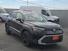 2025 Volkswagen Taos 1.5T SE SUV