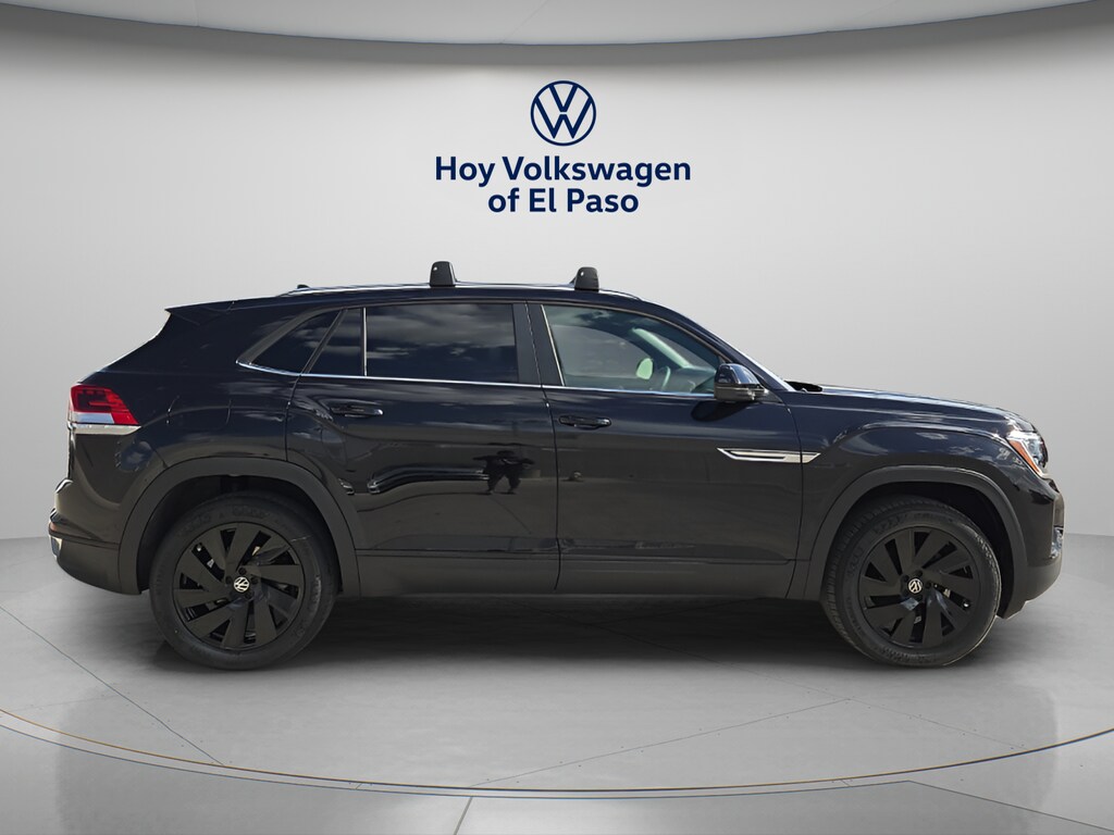 New 2026 Volkswagen Atlas Cross Sport 2.0T SE w/Technology SUV