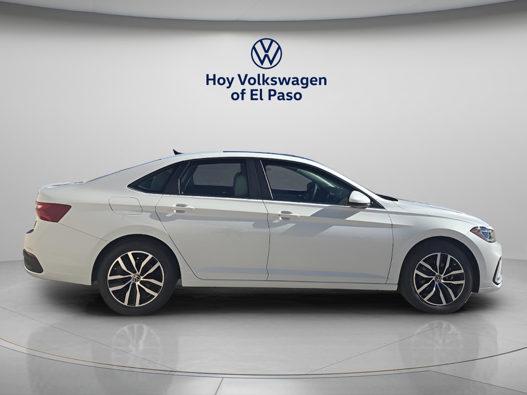 New 2026 Volkswagen Jetta 1.5T SE Sedan