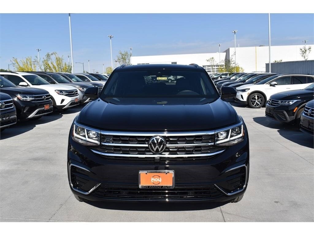 New 2023 Volkswagen Atlas Cross Sport 3.6L V6 SEL Premium R-Line SUV