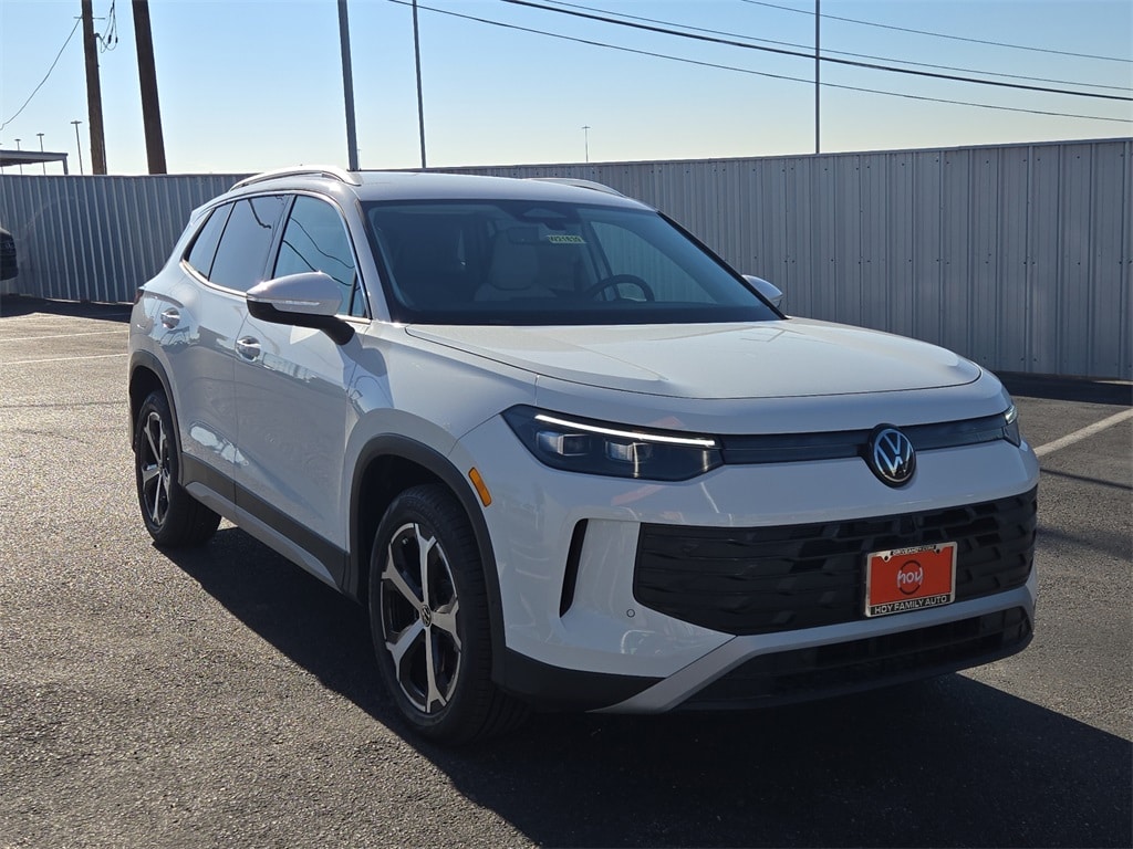 New 2025 Volkswagen Tiguan 2.0T SE SUV