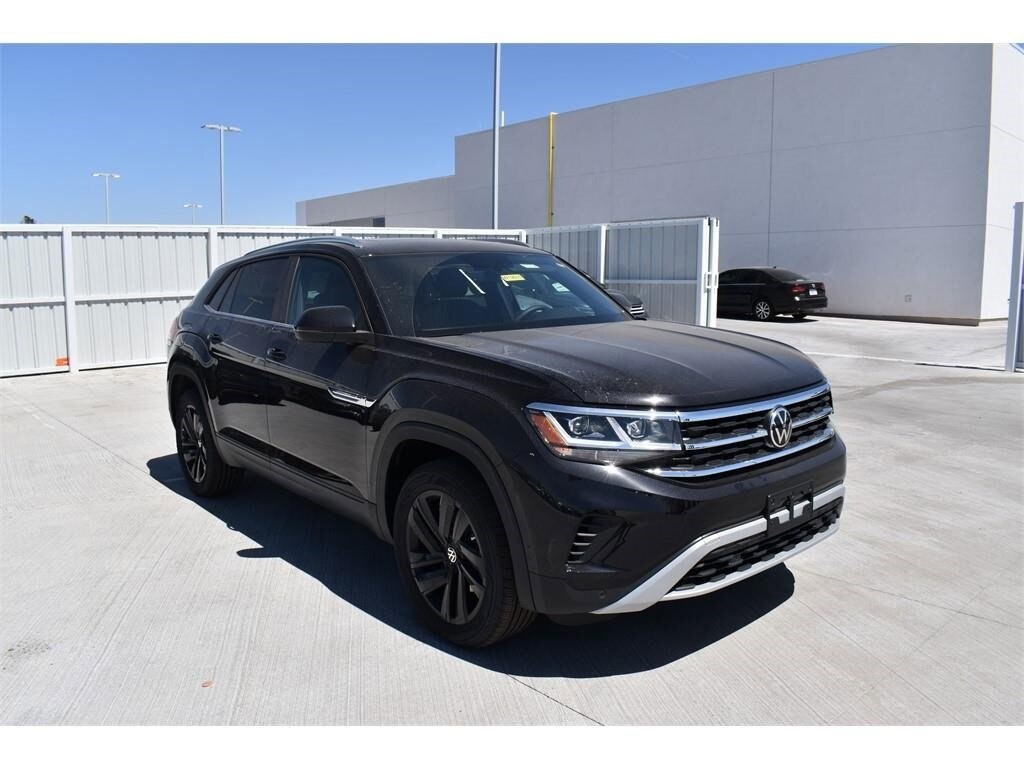 New 2023 Volkswagen Atlas Cross Sport 3.6L V6 SE w/Technology SUV