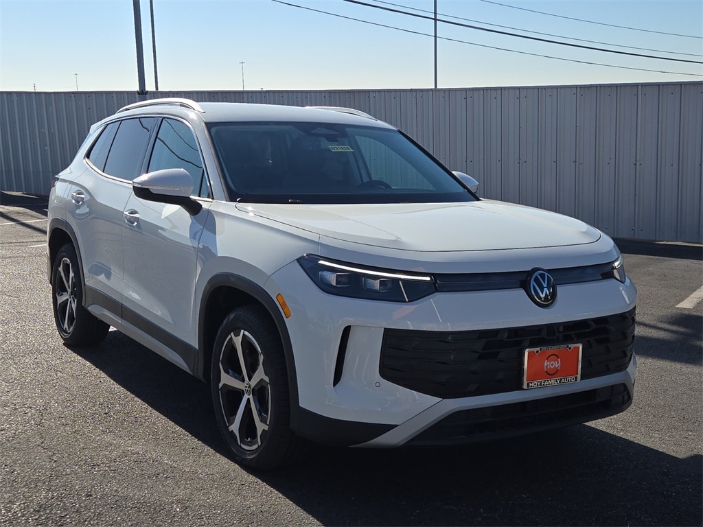 New 2025 Volkswagen Tiguan 2.0T SE SUV