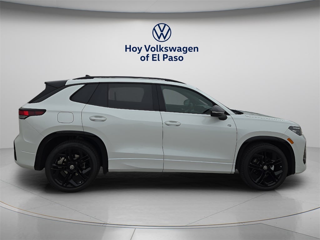 New 2025 Volkswagen Tiguan 2.0T SE R-Line Black SUV