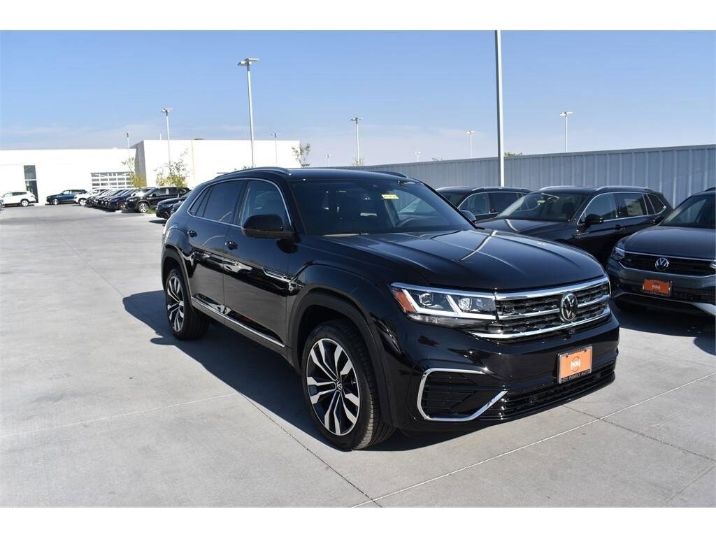 New 2023 Volkswagen Atlas Cross Sport 3.6L V6 SEL Premium R-Line SUV