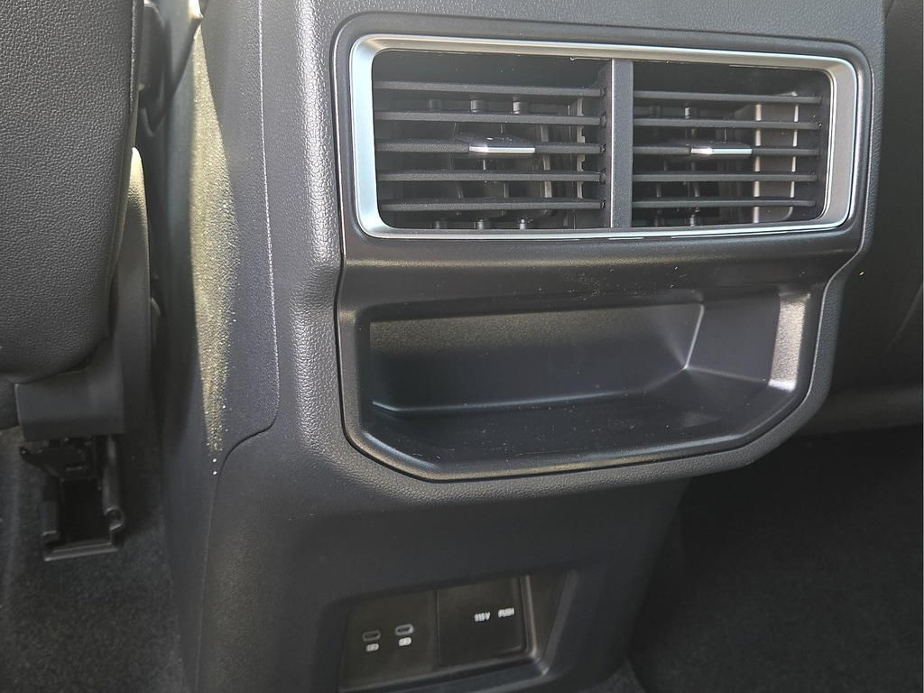 2026 Volkswagen Atlas Cross Sport SE w/Tech - Photo 12