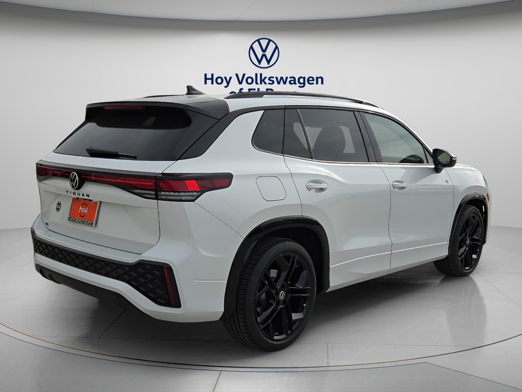 New 2026 Volkswagen Tiguan 2.0T SE R-Line Black SUV