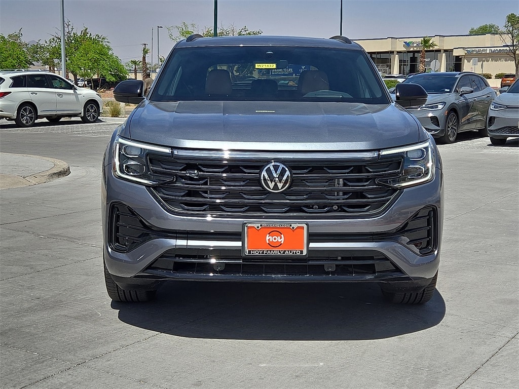 New 2025 Volkswagen Atlas Cross Sport 2.0T SEL R-Line Black SUV