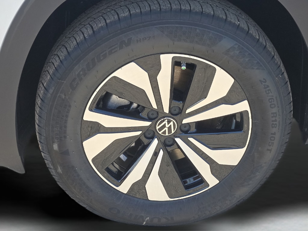 2026 Volkswagen Atlas SE - Photo 8