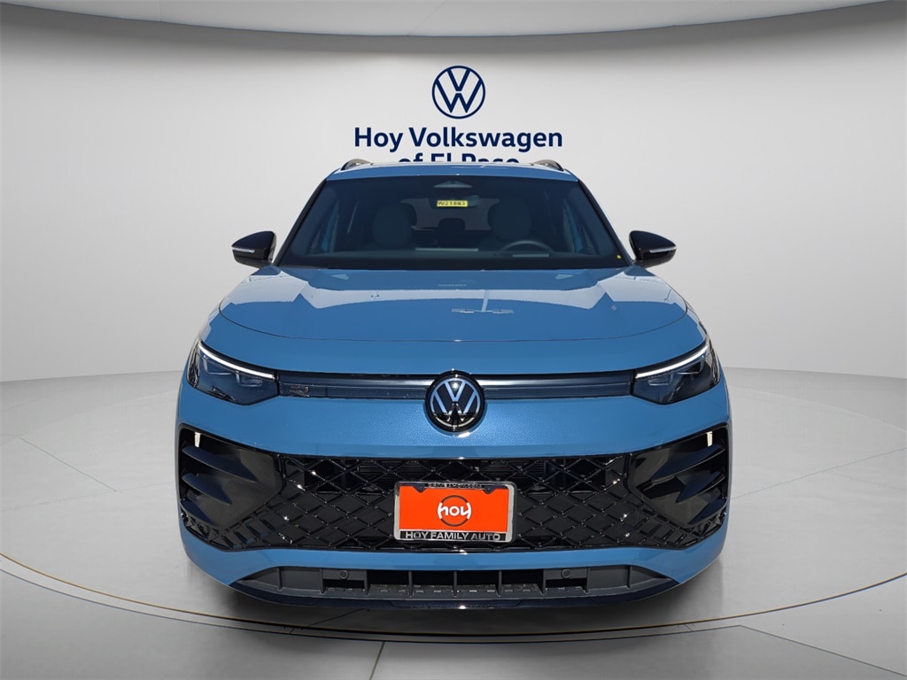 New 2025 Volkswagen Tiguan 2.0T SE R-Line Black SUV