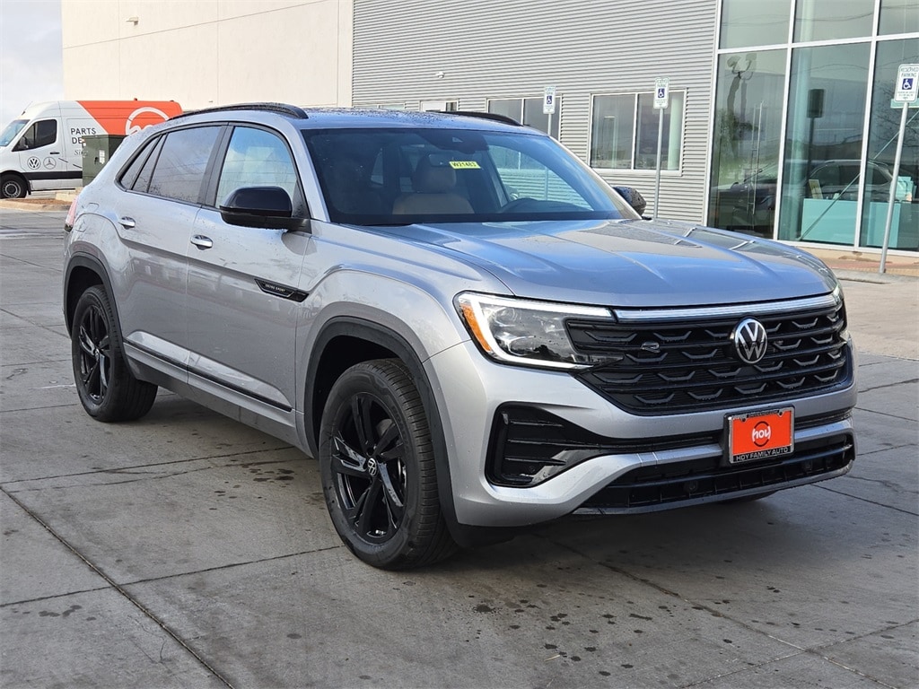 New 2025 Volkswagen Atlas Cross Sport 2.0T SEL R-Line Black SUV