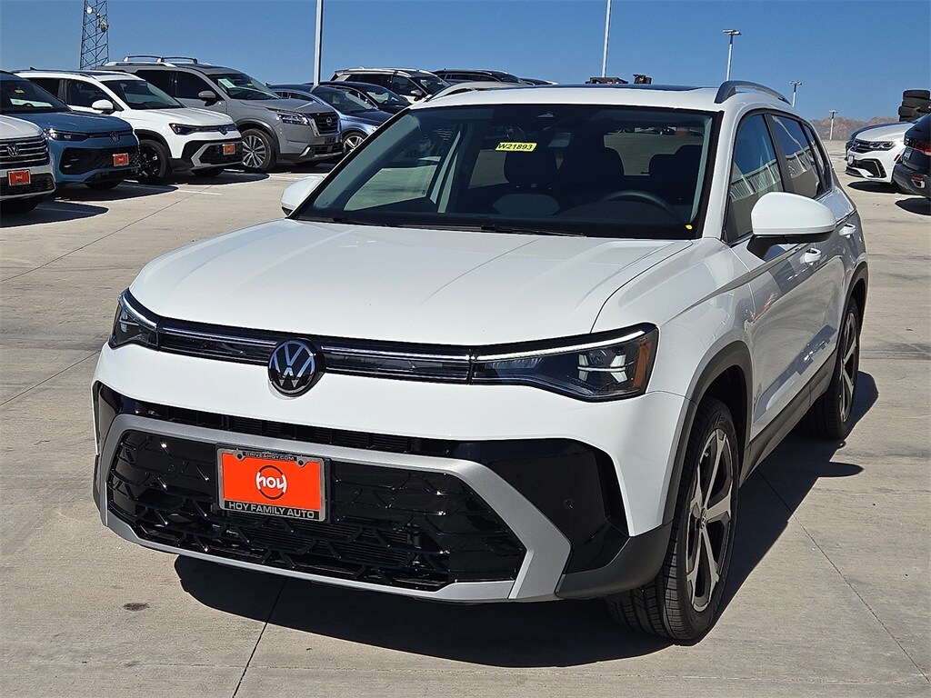 2025 Volkswagen Taos SEL photo 2