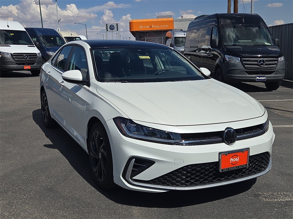 2025 Volkswagen Jetta 1.5T SE photo 2