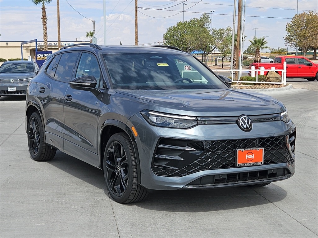 New 2025 Volkswagen Tiguan 2.0T SE R-Line Black SUV