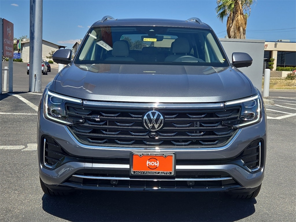 New 2025 Volkswagen Atlas 2.0T SEL Premium R-Line SUV