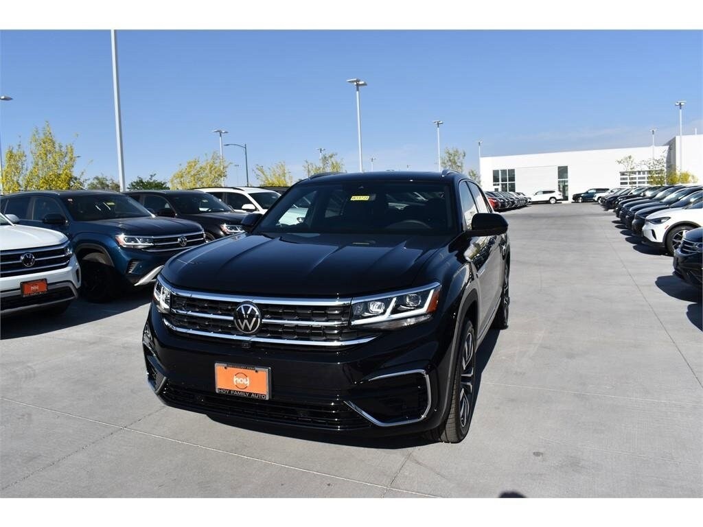 New 2023 Volkswagen Atlas Cross Sport 3.6L V6 SEL Premium R-Line SUV