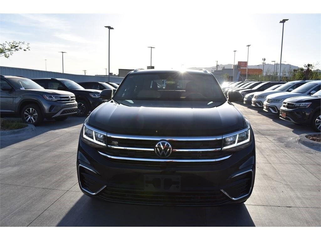 New 2023 Volkswagen Atlas Cross Sport 3.6L V6 SEL Premium R-Line SUV
