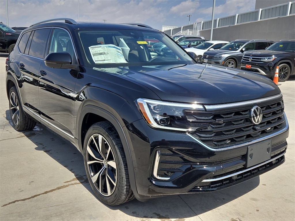 New 2025 Volkswagen Atlas 2.0T SEL Premium R-Line SUV
