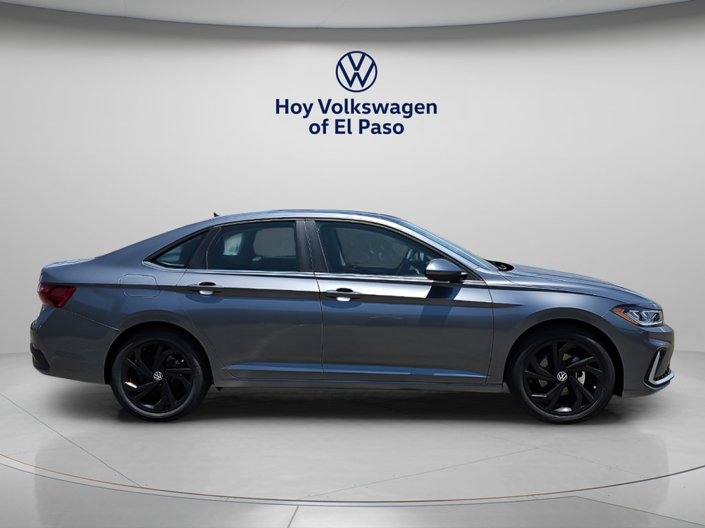 New 2026 Volkswagen Jetta 1.5T SE Sedan