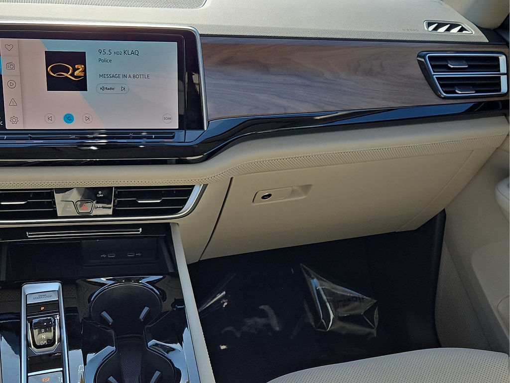 2026 Volkswagen Atlas SE w/Tech - Photo 15