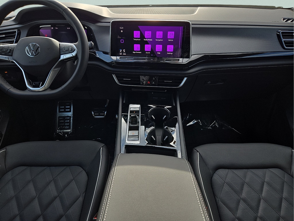 2026 Volkswagen Atlas Cross Sport SEL Premium R-LINE - Photo 13