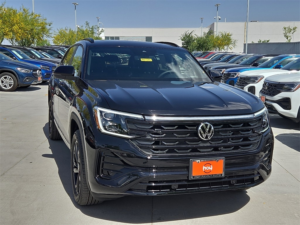 New 2025 Volkswagen Atlas Cross Sport 2.0T SEL R-Line Black SUV