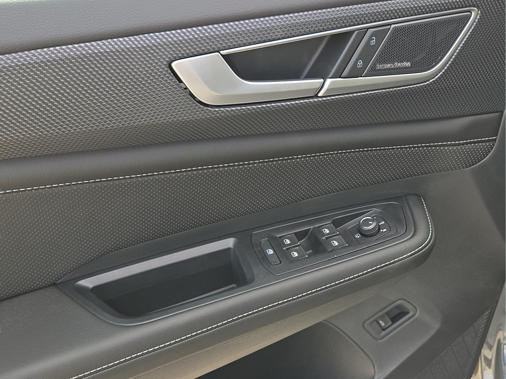 2026 Volkswagen Atlas Cross Sport SEL Premium R-LINE - Photo 17