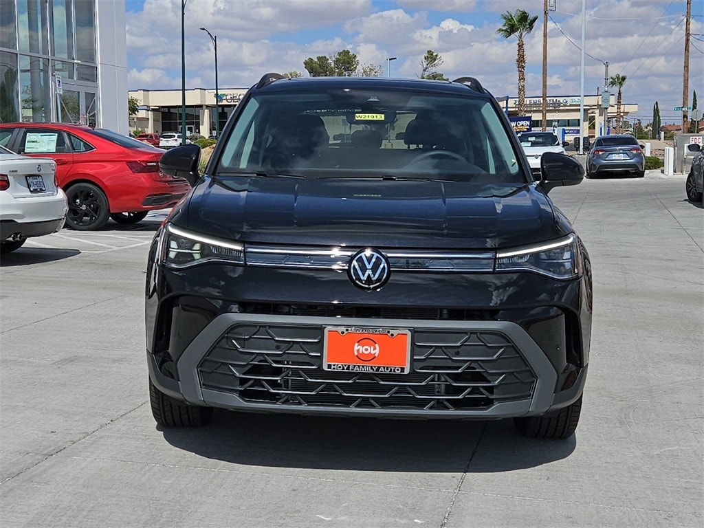 New 2025 Volkswagen Taos 1.5T SE Black SUV