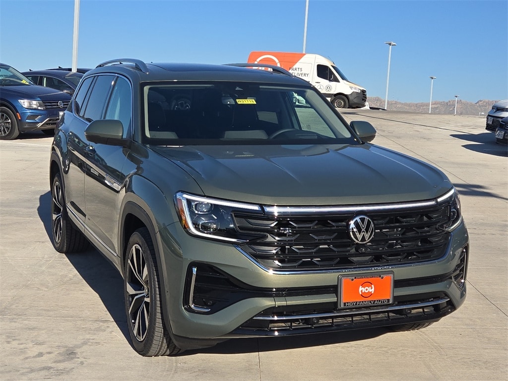 New 2025 Volkswagen Atlas 2.0T SEL Premium R-Line SUV