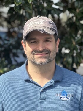 Staff member David Leblanc from e8805171841c