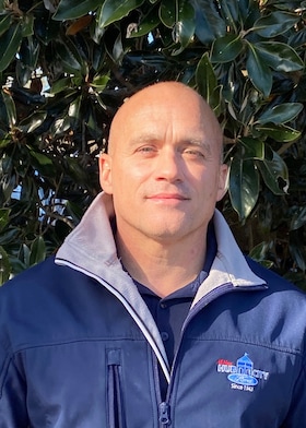 Staff member Lucas Foreman from e8805171841c
