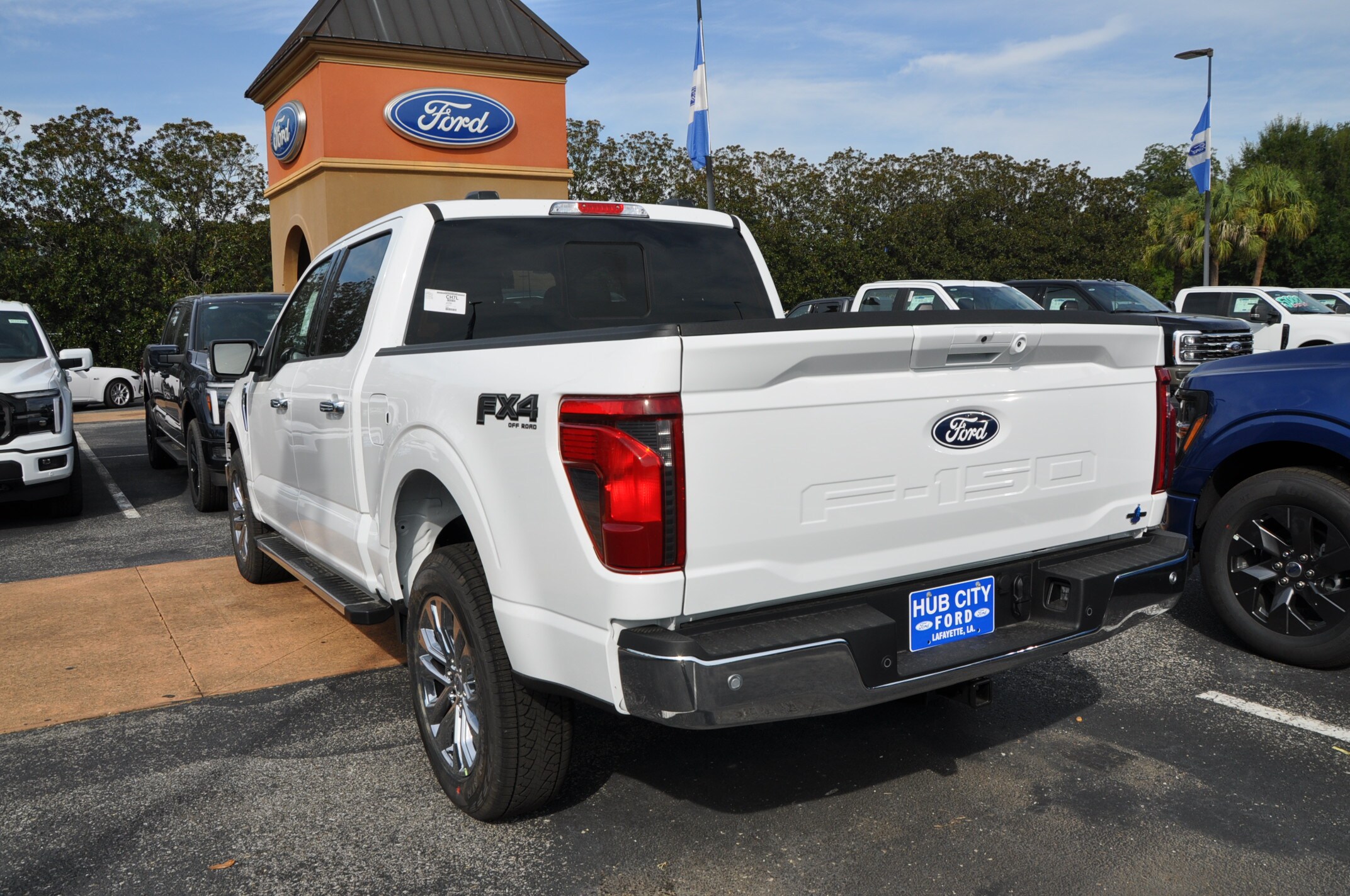 2025 Ford F-150 XLT photo 3