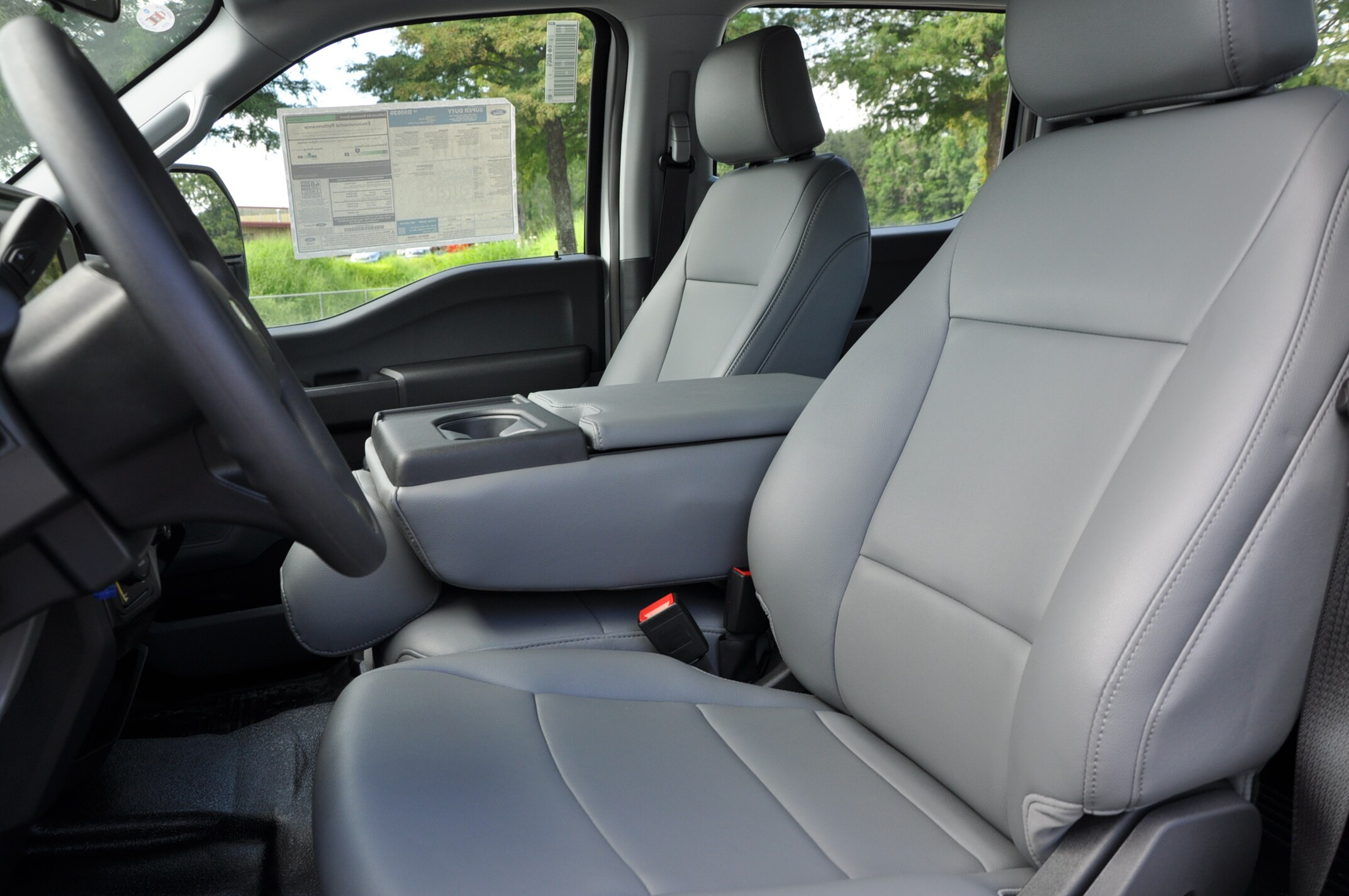 2025 Ford F-250 XL photo 3