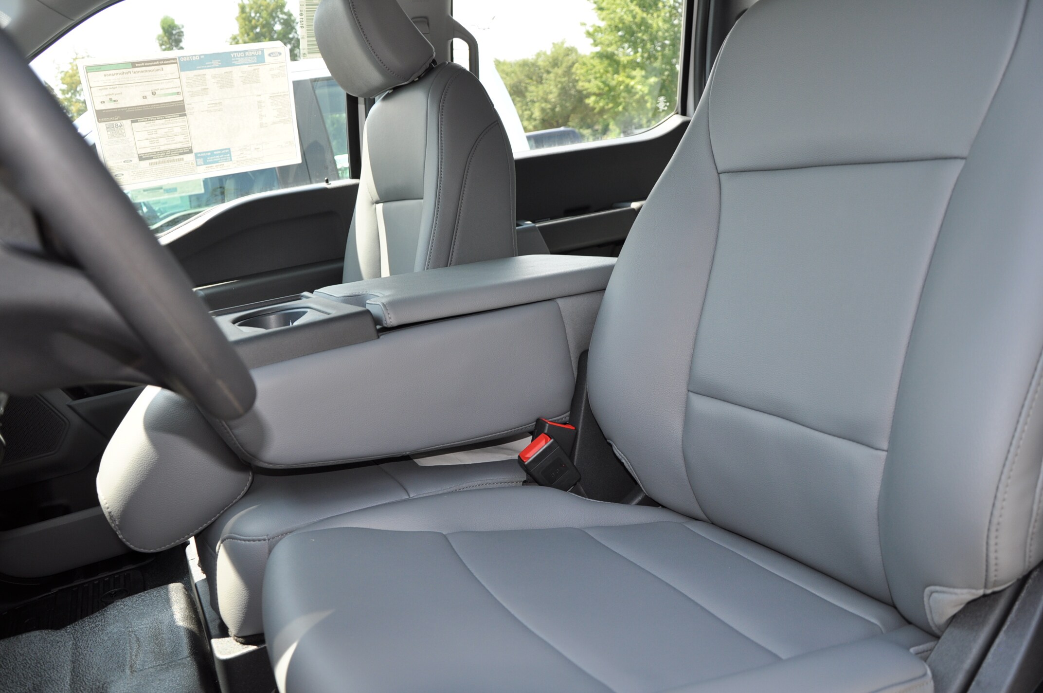 2025 Ford F-250 FX4 photo 3