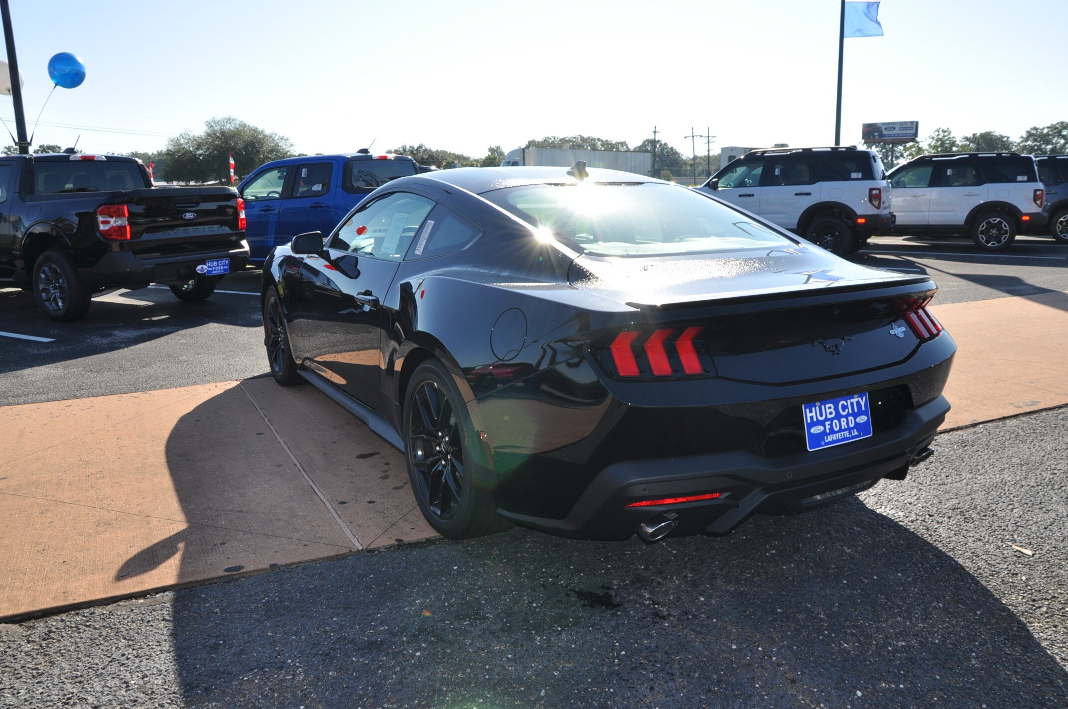 2025 Ford Mustang EcoBoost photo 3