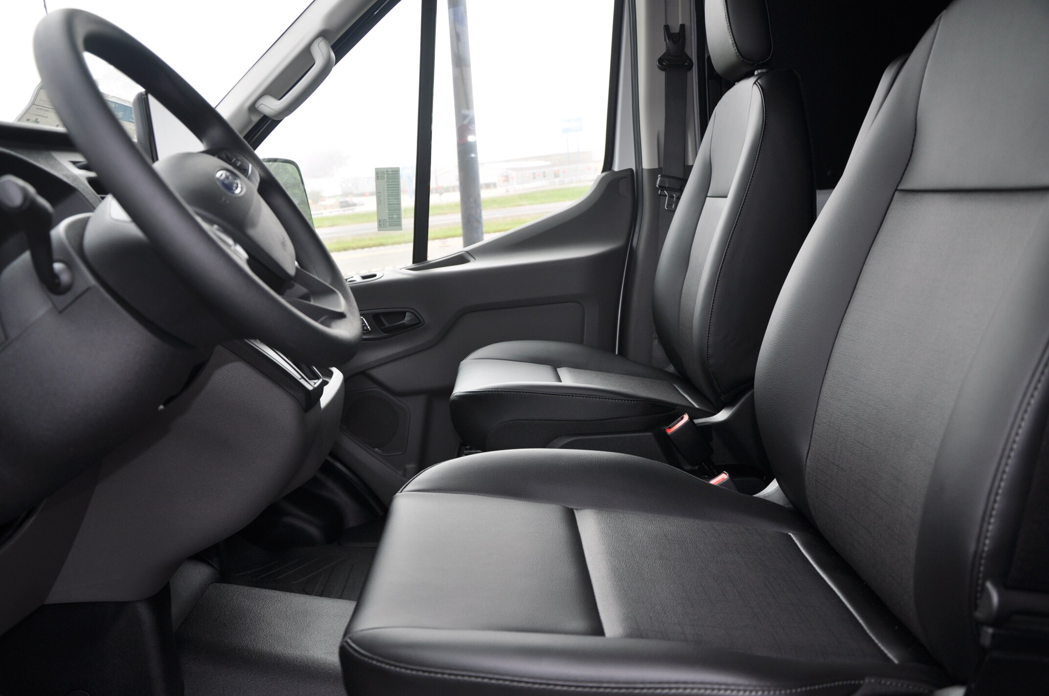 2026 Ford Transit Van photo 3