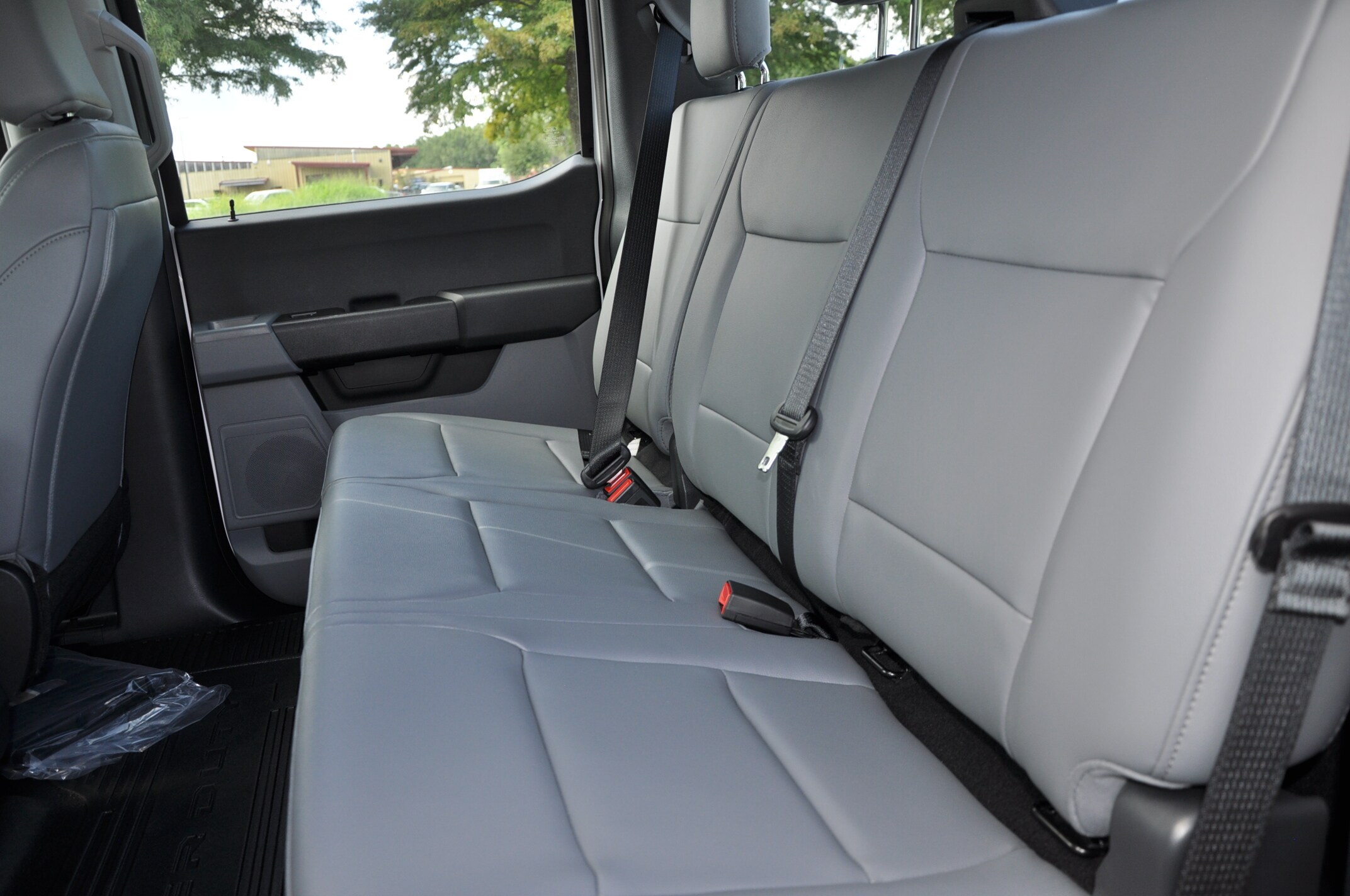 2025 Ford F-250 XL photo 4