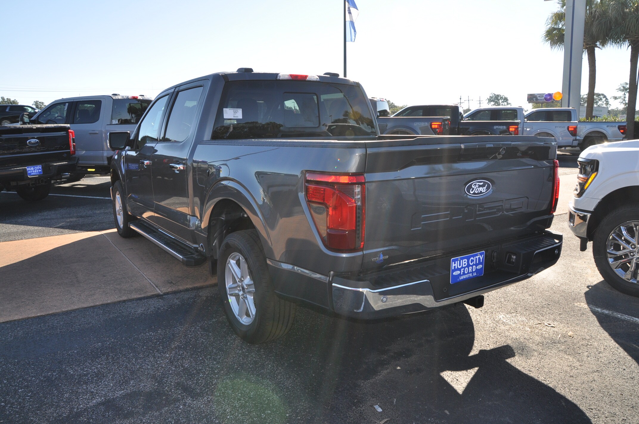 2025 Ford F-150 XLT photo 2