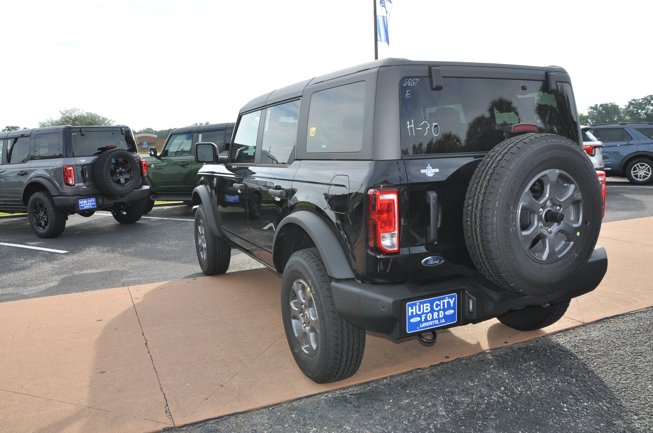 2025 Ford Bronco Big Bend photo 3