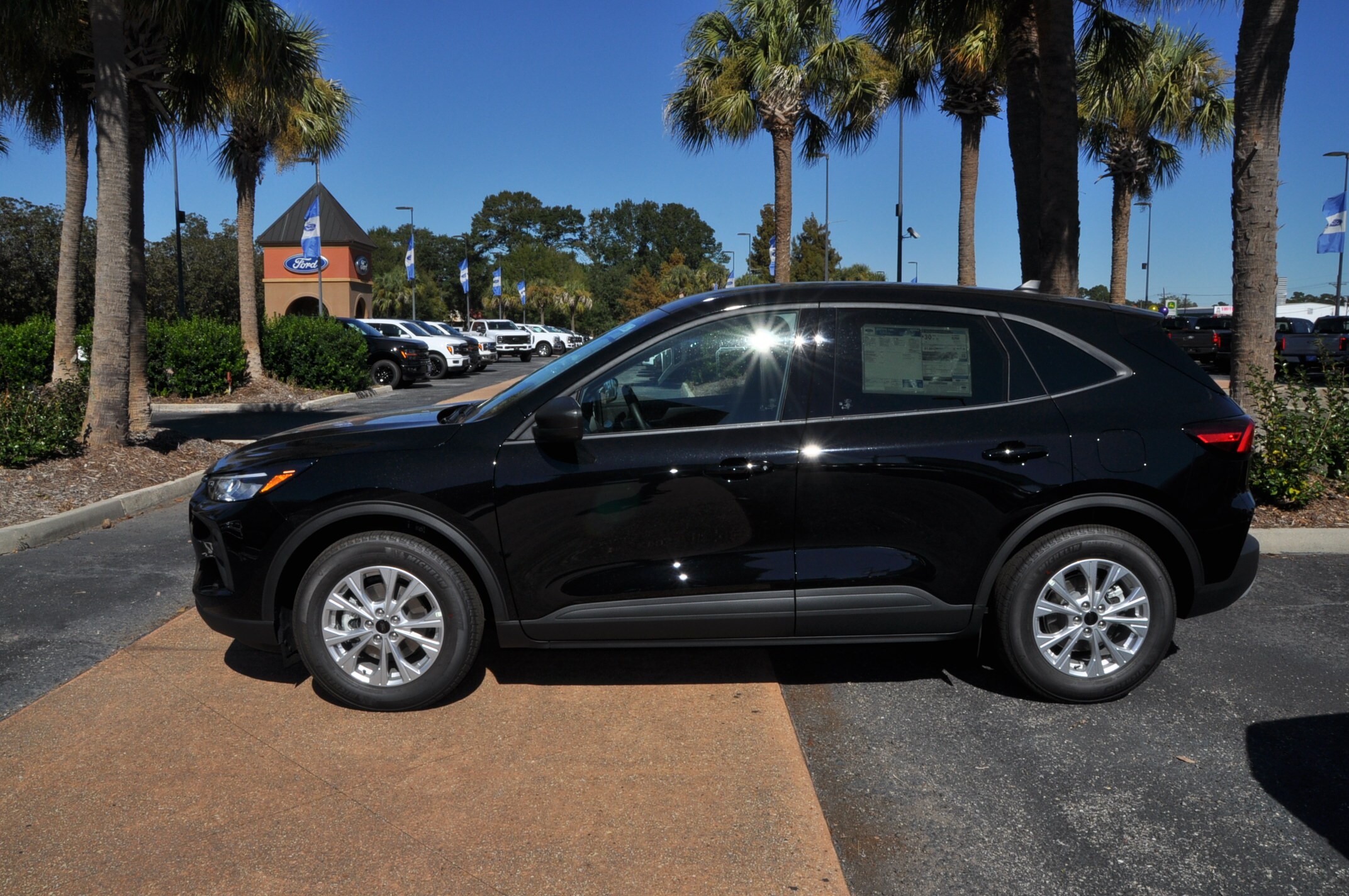 2026 Ford Escape Active photo 2