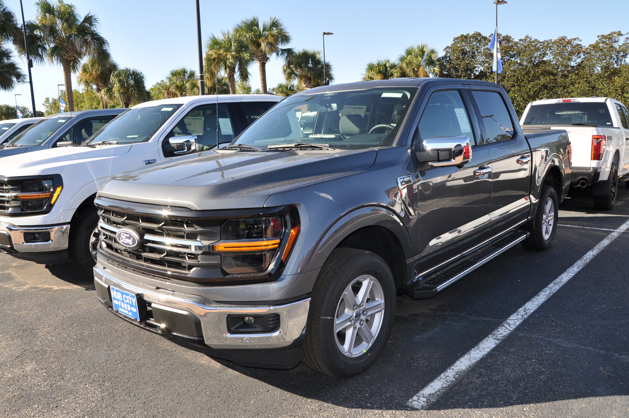 2025 Ford F-150 XLT's photo