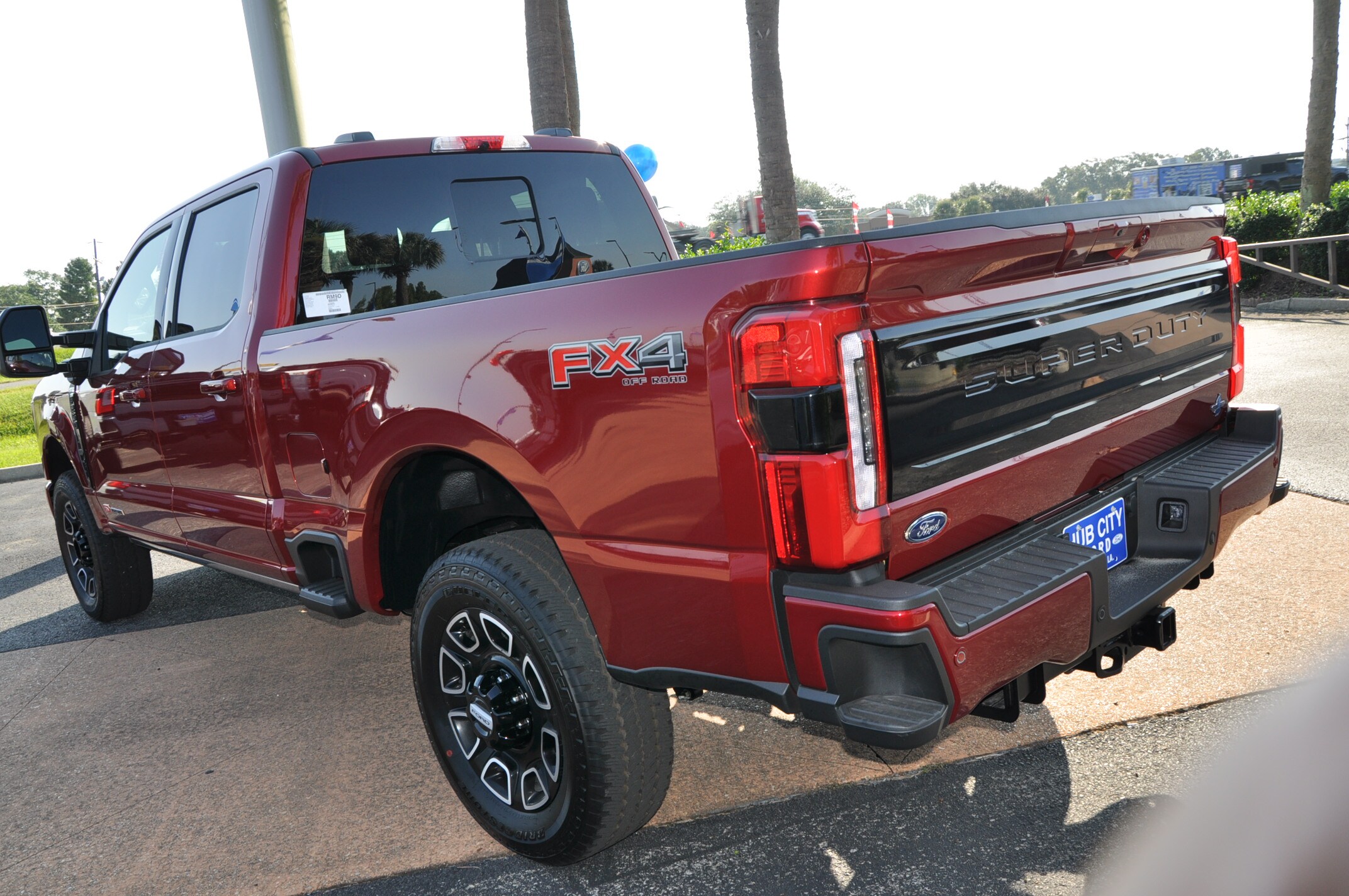 2025 Ford F-250 Platinum photo 3