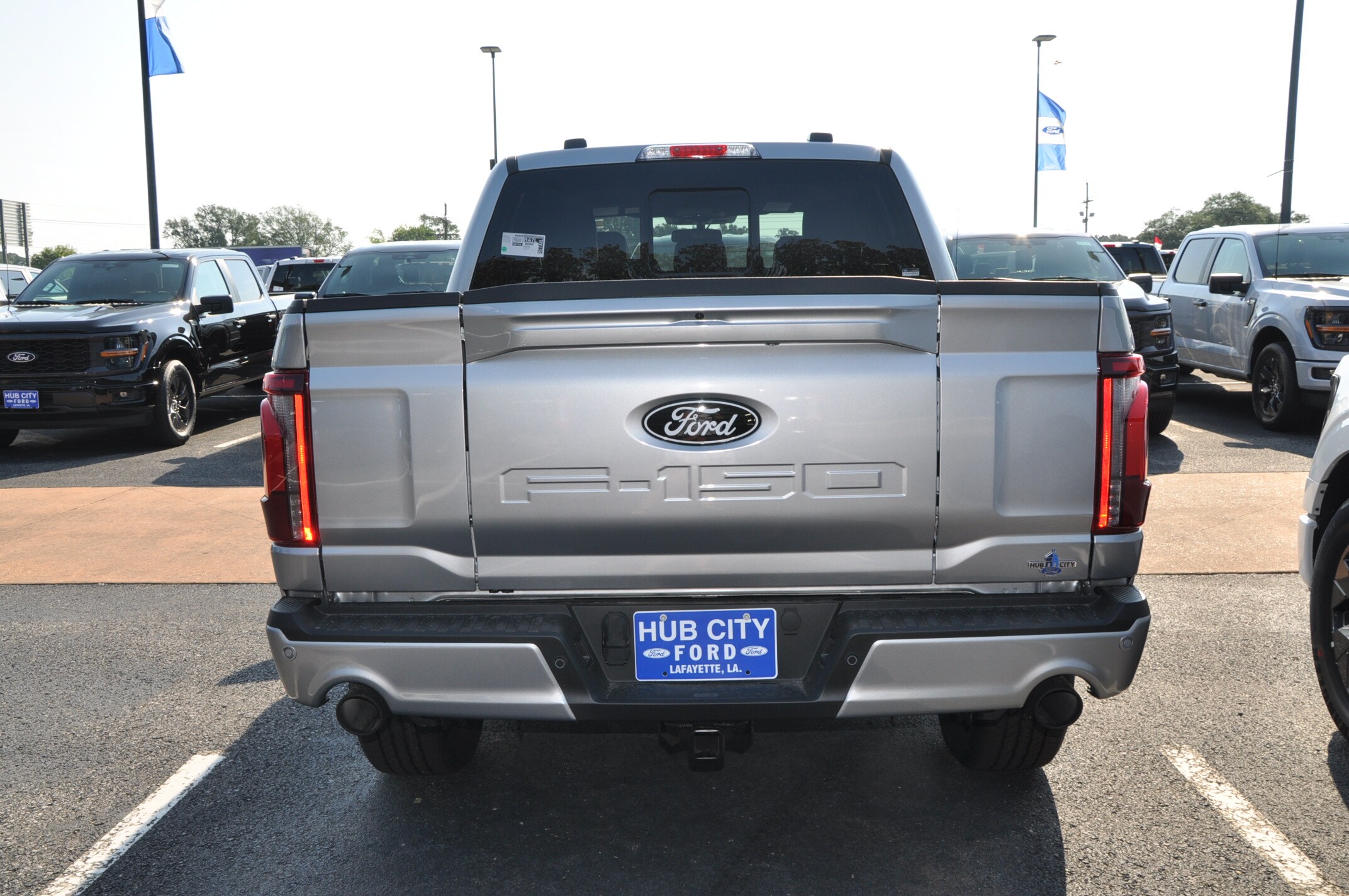 2025 Ford F-150 Lariat photo 4