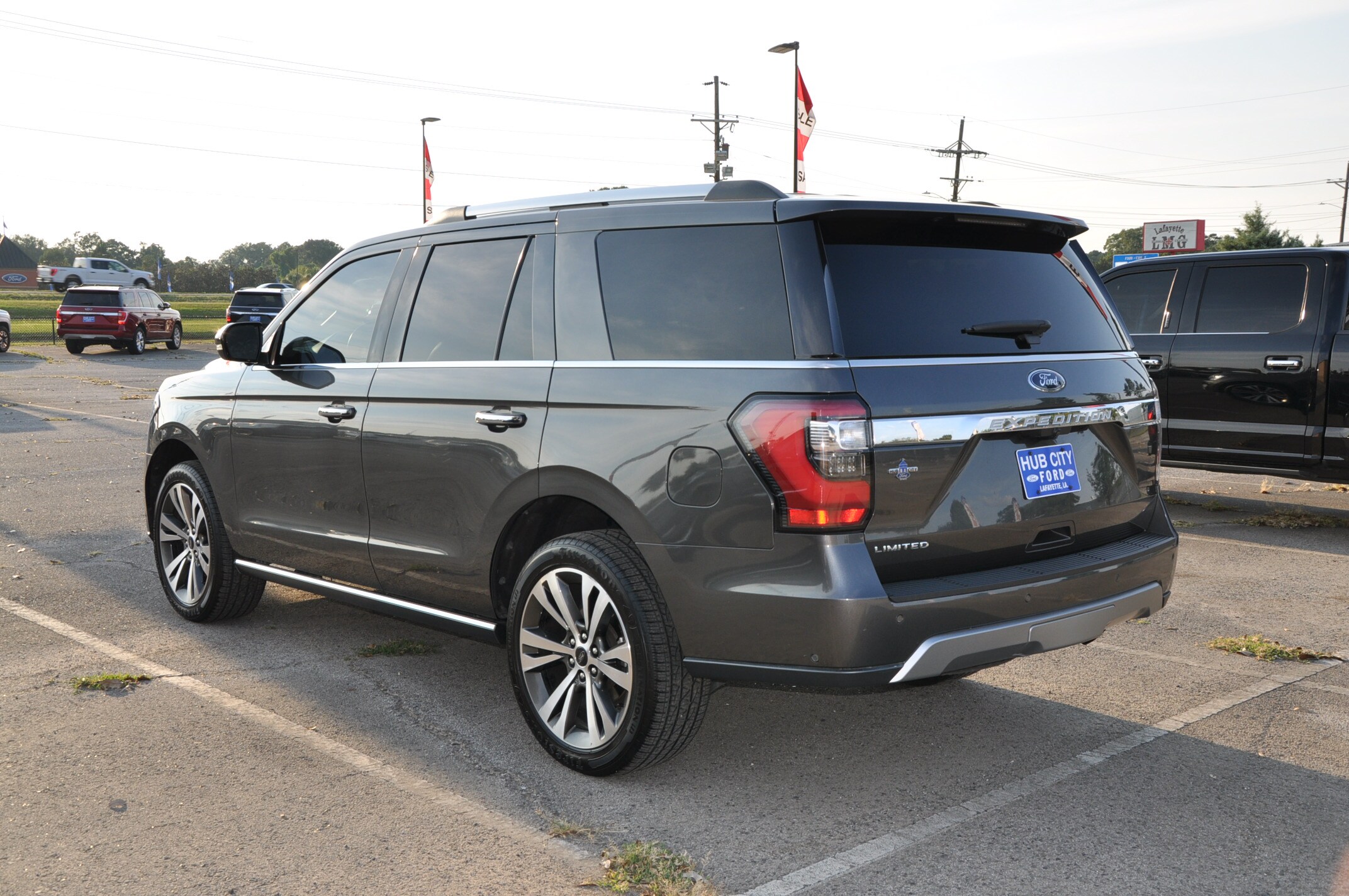 2021 Ford Expedition Limited photo 3