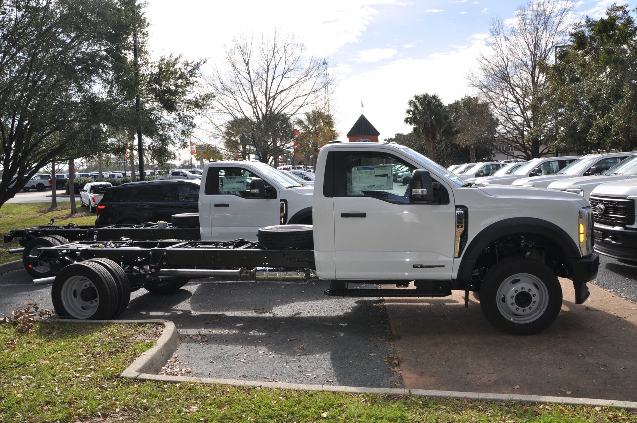 2024 Ford F-550 XL photo 2