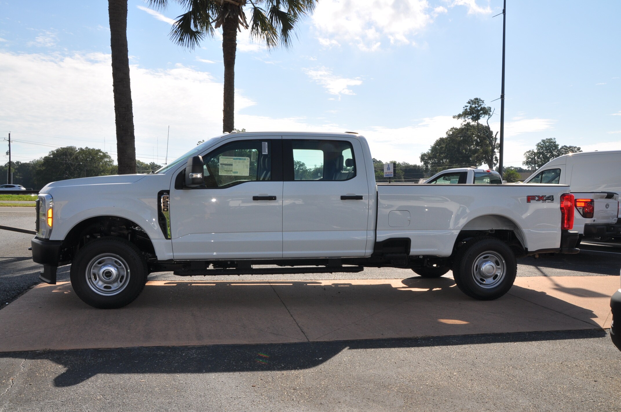 2025 Ford F-250 photo 2