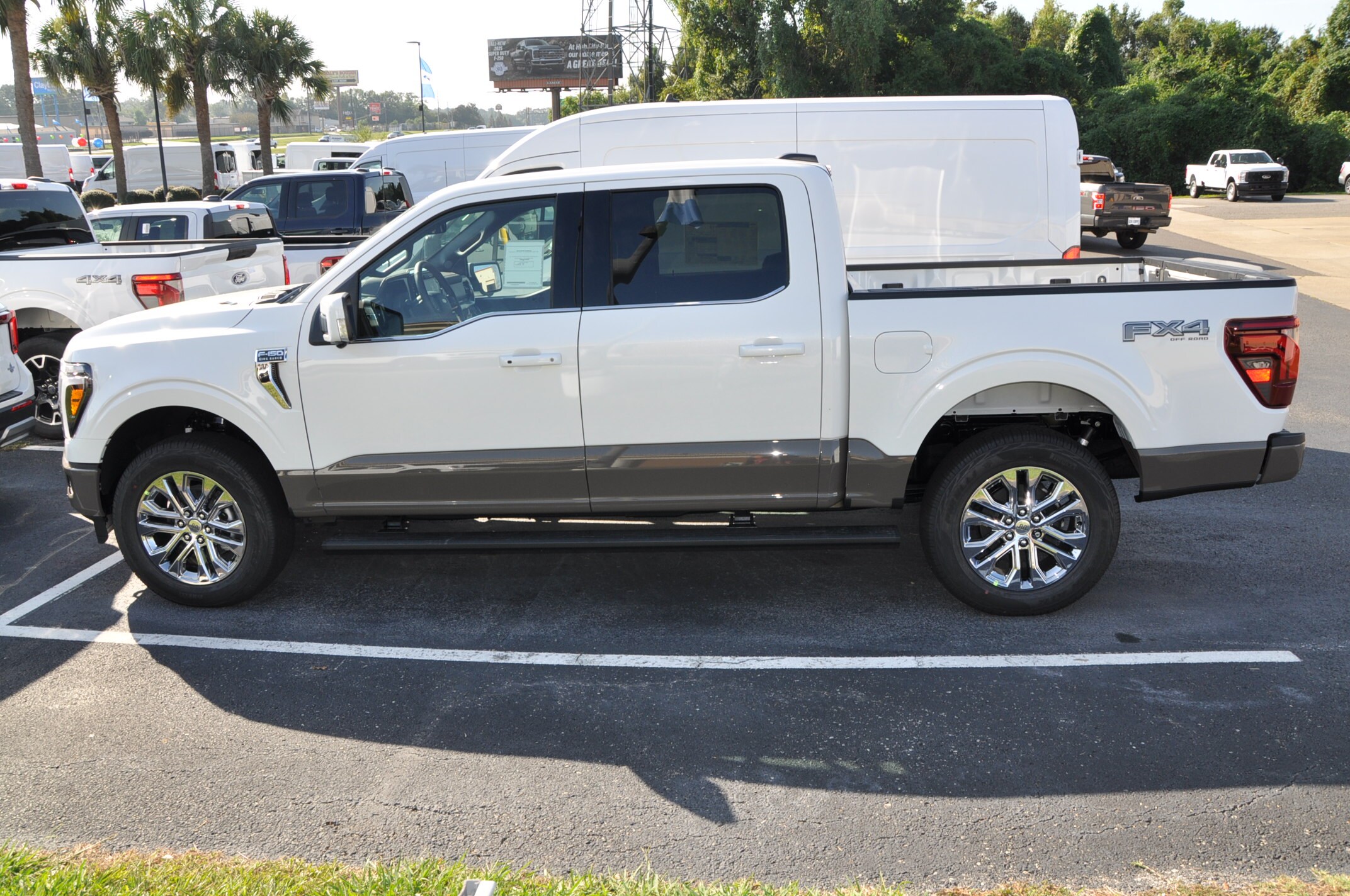2025 Ford F-150 King Ranch photo 2