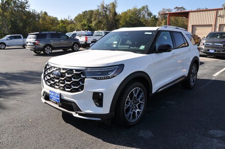 2025 Ford Explorer Platinum SUV